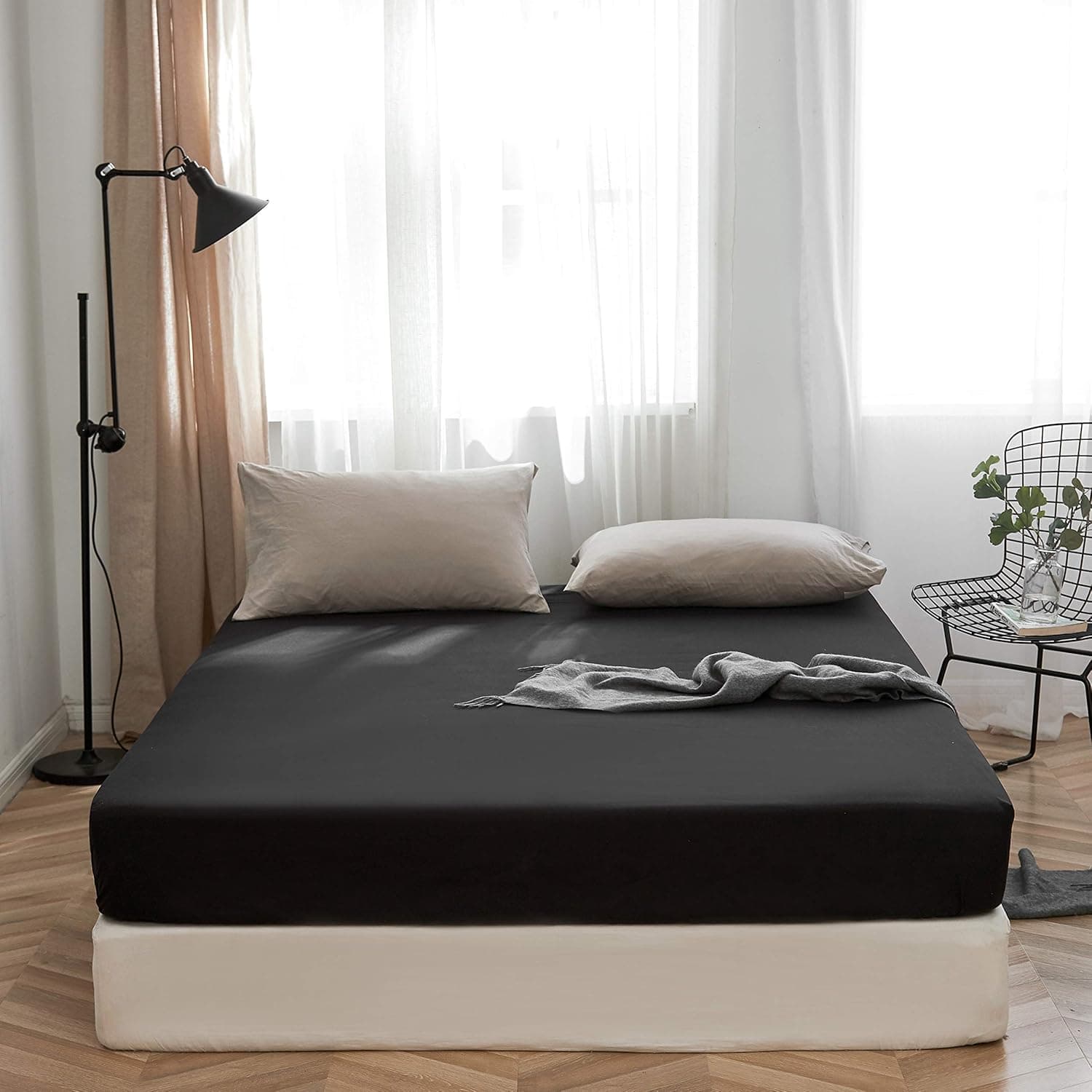 Fitted Bottom Sheet Only Premium Ultra-Soft Fade Resistant Brushed Microfiber Deep Pocket Queen Black