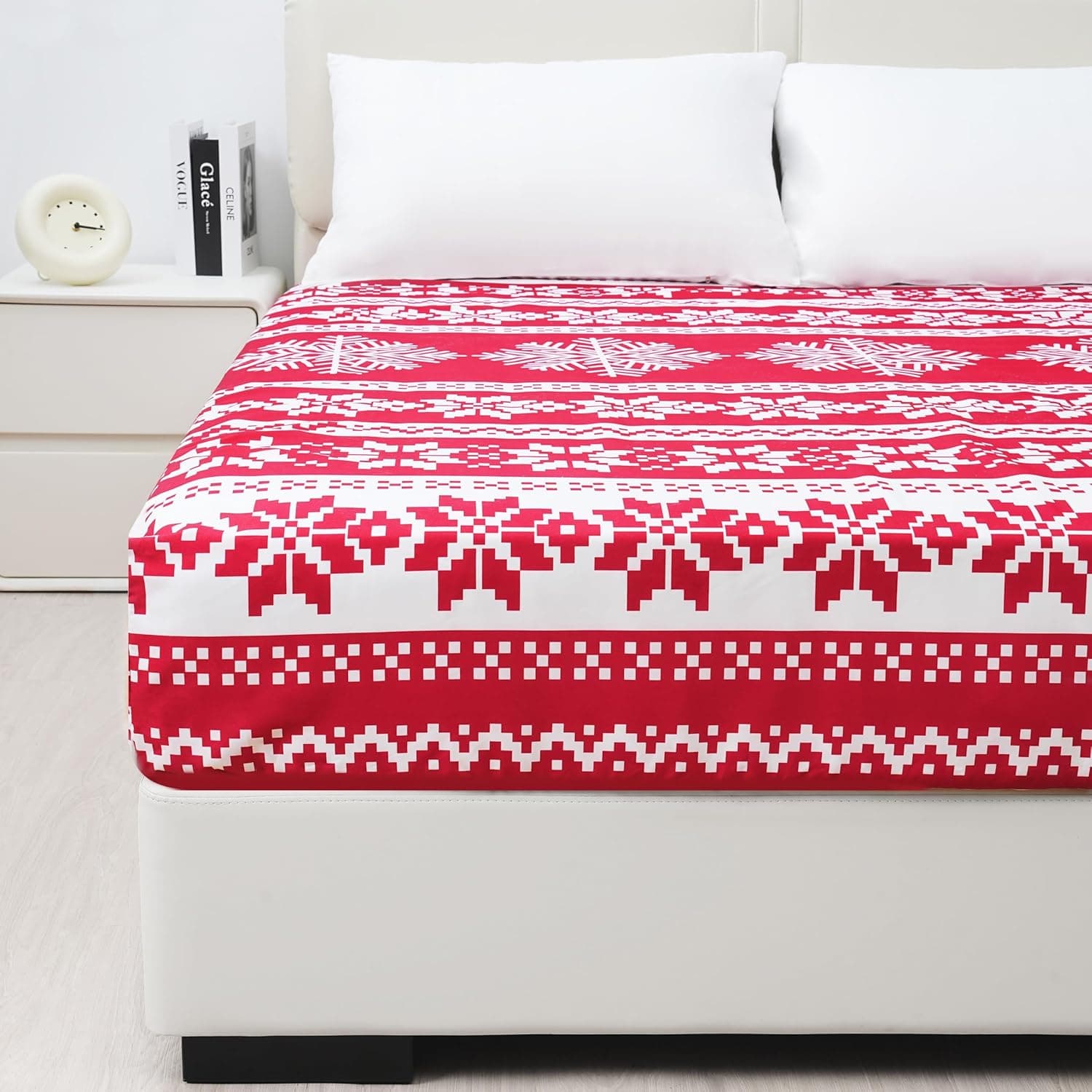 AYASW Fitted Sheet Only Queen Size Deep Pocket Printed Fitted Sheet Premium Soft and Cozy Wrinkle, Fade Resistant Christmas Snowflake Red Easy Care Holiday Decor
