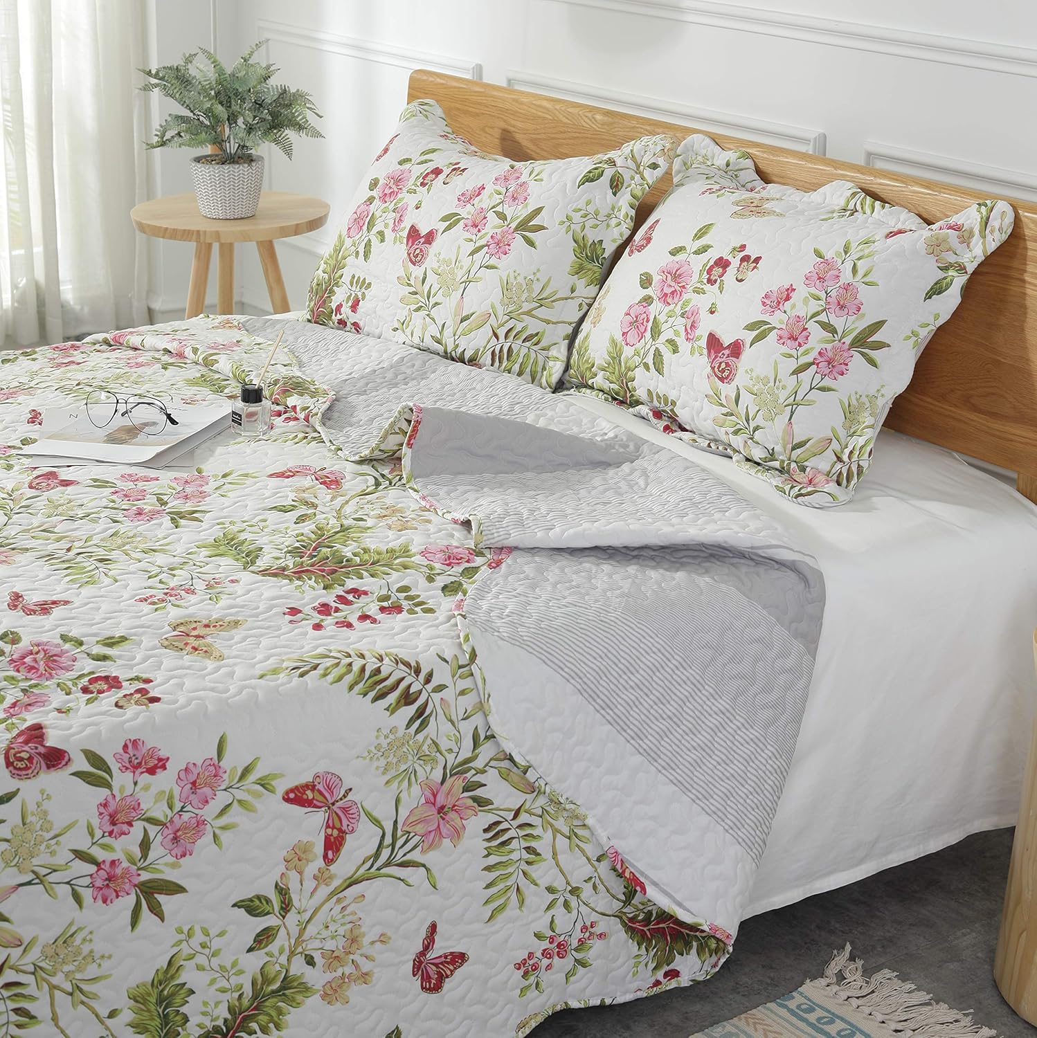 AYSW All Season Bedspread 3 PCS Revisible Printed Floral Lightweight Quilt Set Embroidered Bedspread Coverlets Bed Throw with 2 Shams Hypoallergenic Vintage Style (230x250)CM (Double/King Pattern #4) 3
