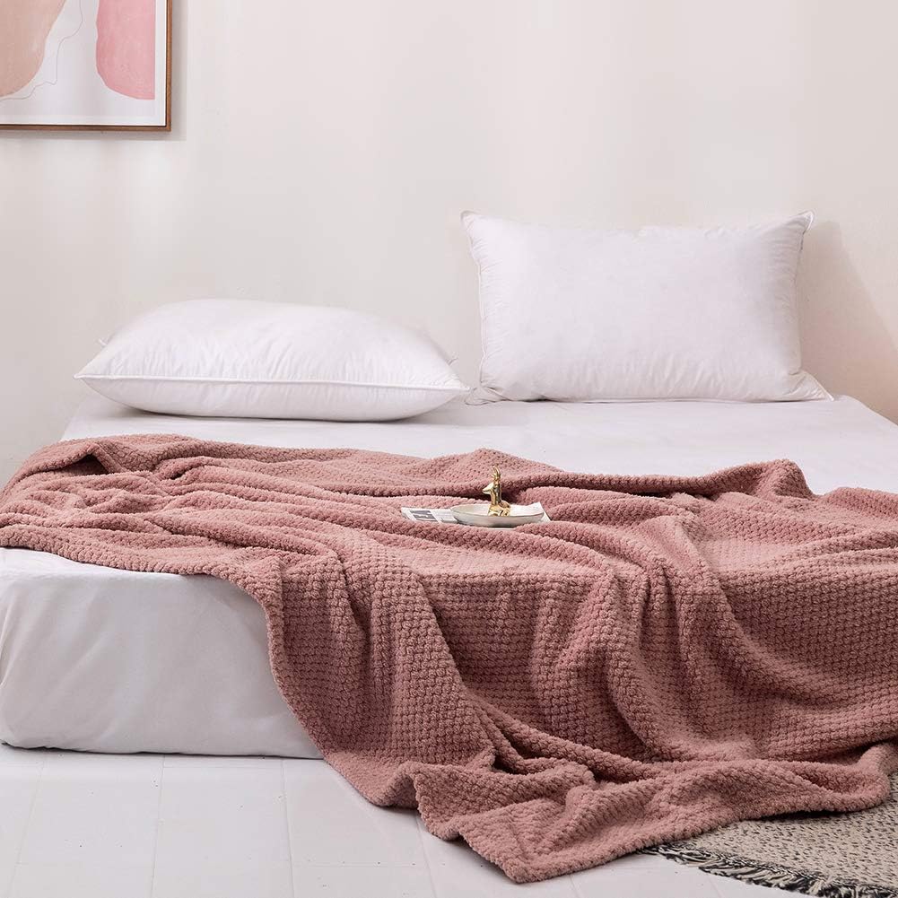 Blanket 150x200cm Pink Plaid Pompon Fleece Warm Soft Comfortable Bedspread Sofa Throw Fluffy thick flannel 5