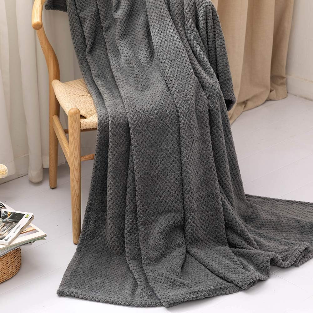 240GSM Kuscheldecke Wohndecke 220x240cm hochwertige Flauschige Waffelpique Decke Grau - weiche Microfaser Flanell Sofadecke 2