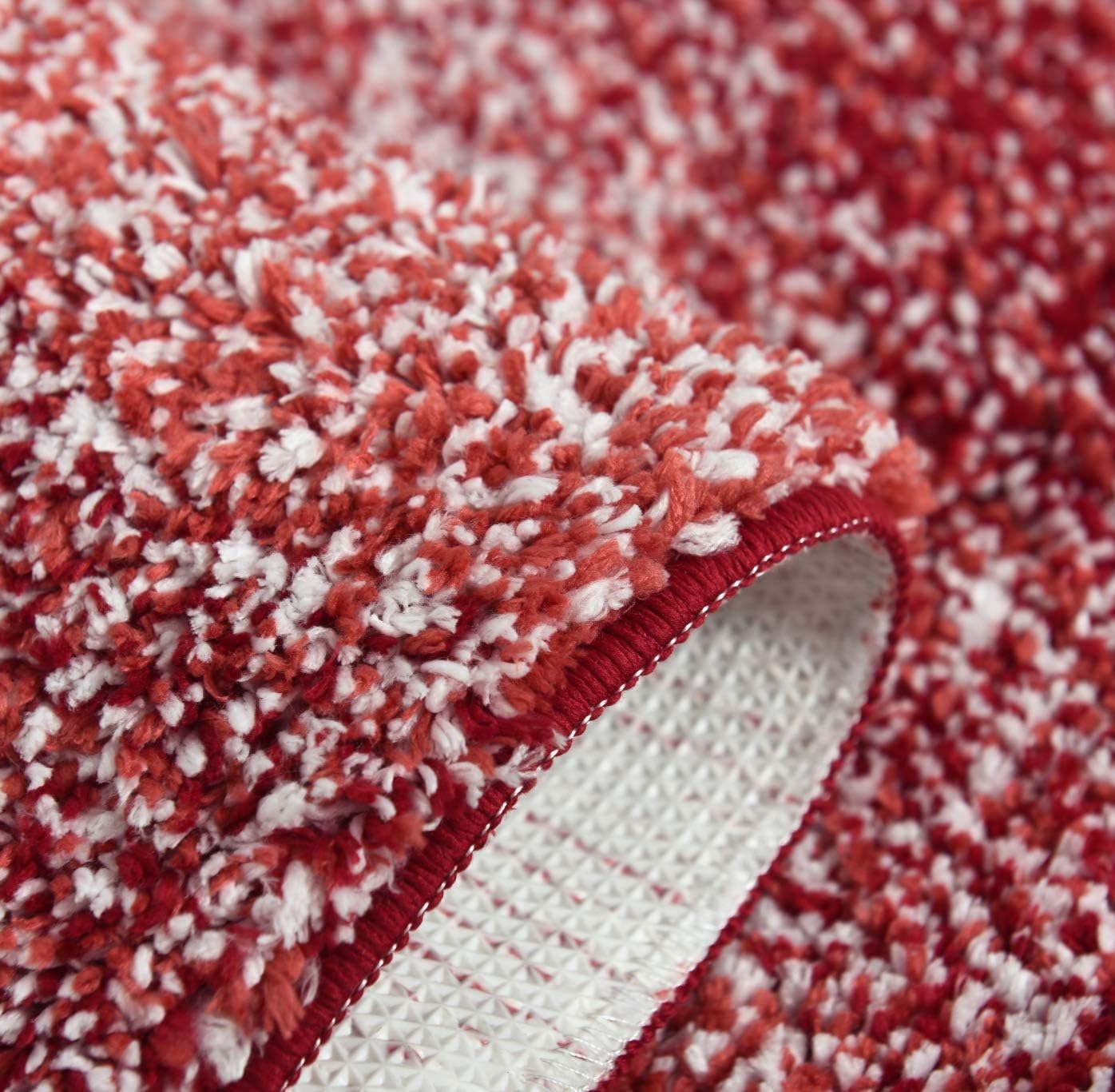AYSW Badematte Badteppiche 20"x32" Luxuriöse weiche Shaggy-Mikrofaser-Oberfläche rutschfeste Indoor-Teppiche absorbierende Plüsch-Bodenmatten schnelltrocknend Gradient Red Maschinenwaschbar (Red to Blush) 3