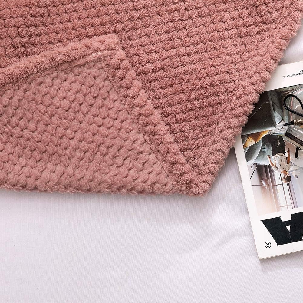 240GSM Kuscheldecke Wohndecke 130x150cm hochwertige Flauschige Waffelpique Decke altes Rosa - weiche Microfaser Flanell Sofadecke 4