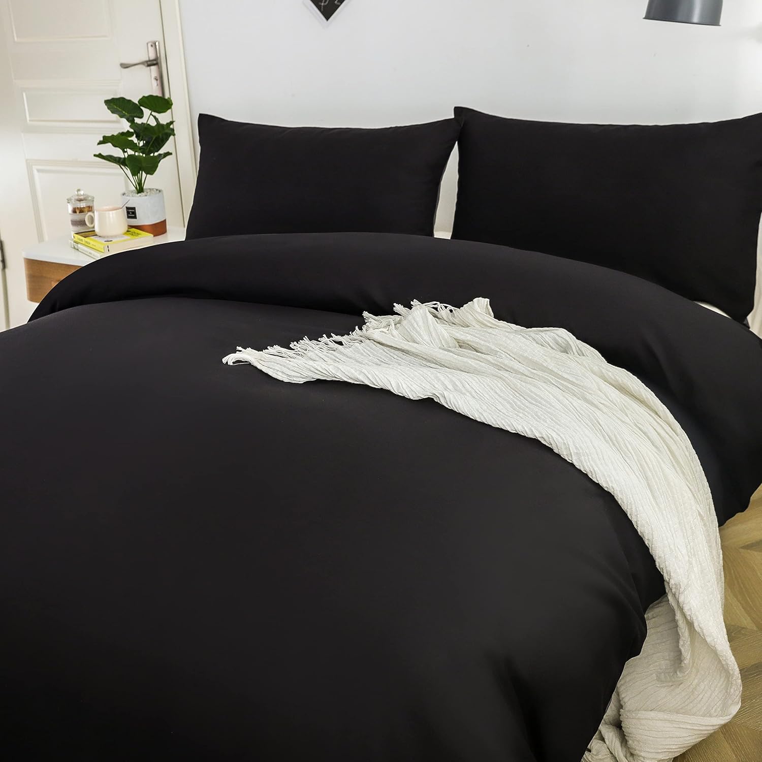 AYSW Set Copripiumino Matrimoniale in Microfibra - 1 Copripiumino 250x200 Nero in Microfibra + 2 federe 50x80cm Nero 2