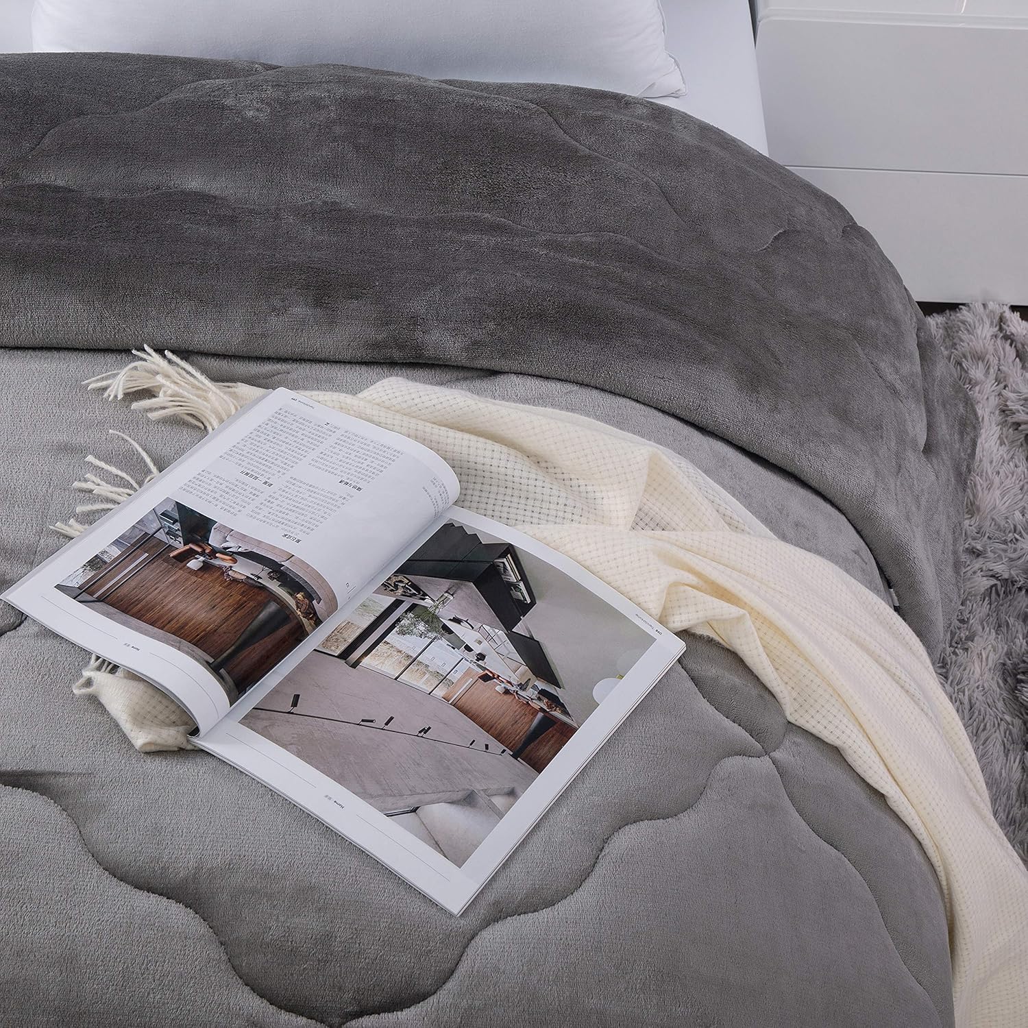 Duvet with flannel fleece 200x200cm, microfiber quilt with filling weight approx. 2400g, Grey and Green 3