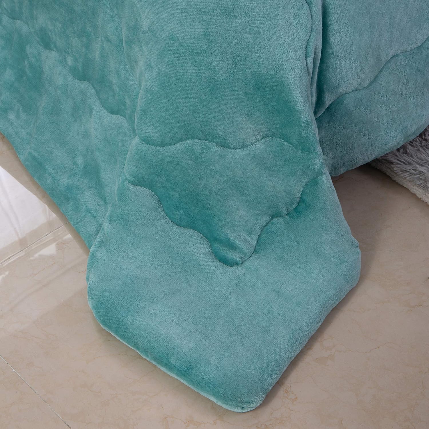 Duvet with flannel fleece 200x200cm, microfiber quilt with filling weight approx. 2400g, sea blue 7