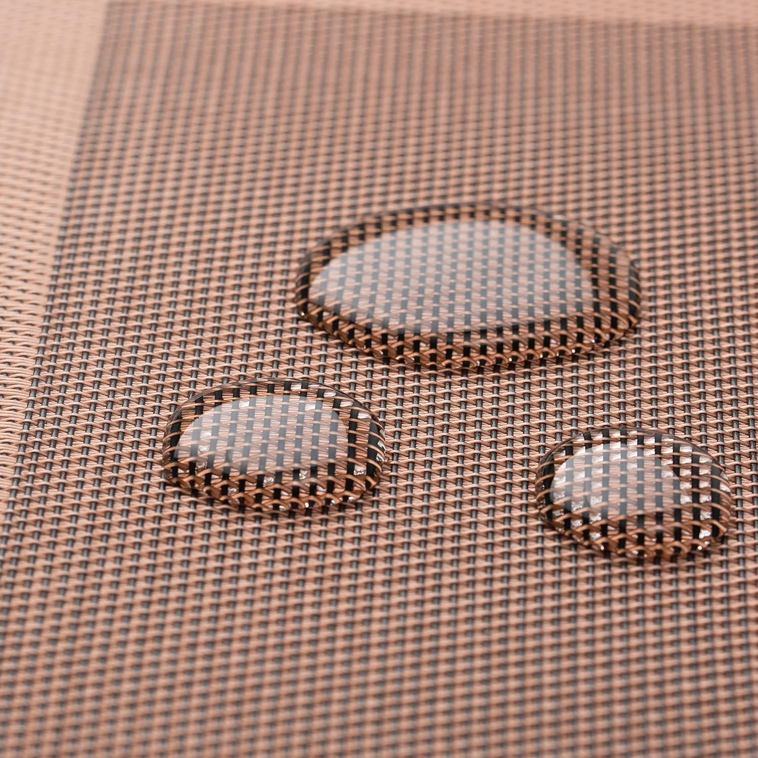 AYSW Sets de Table Lot de 6 PVC Antidérapant Lavable Résiste Vinyle Set de Table 45 x 30cm Tissées pour Napperons de Cuisine Café d'or 7