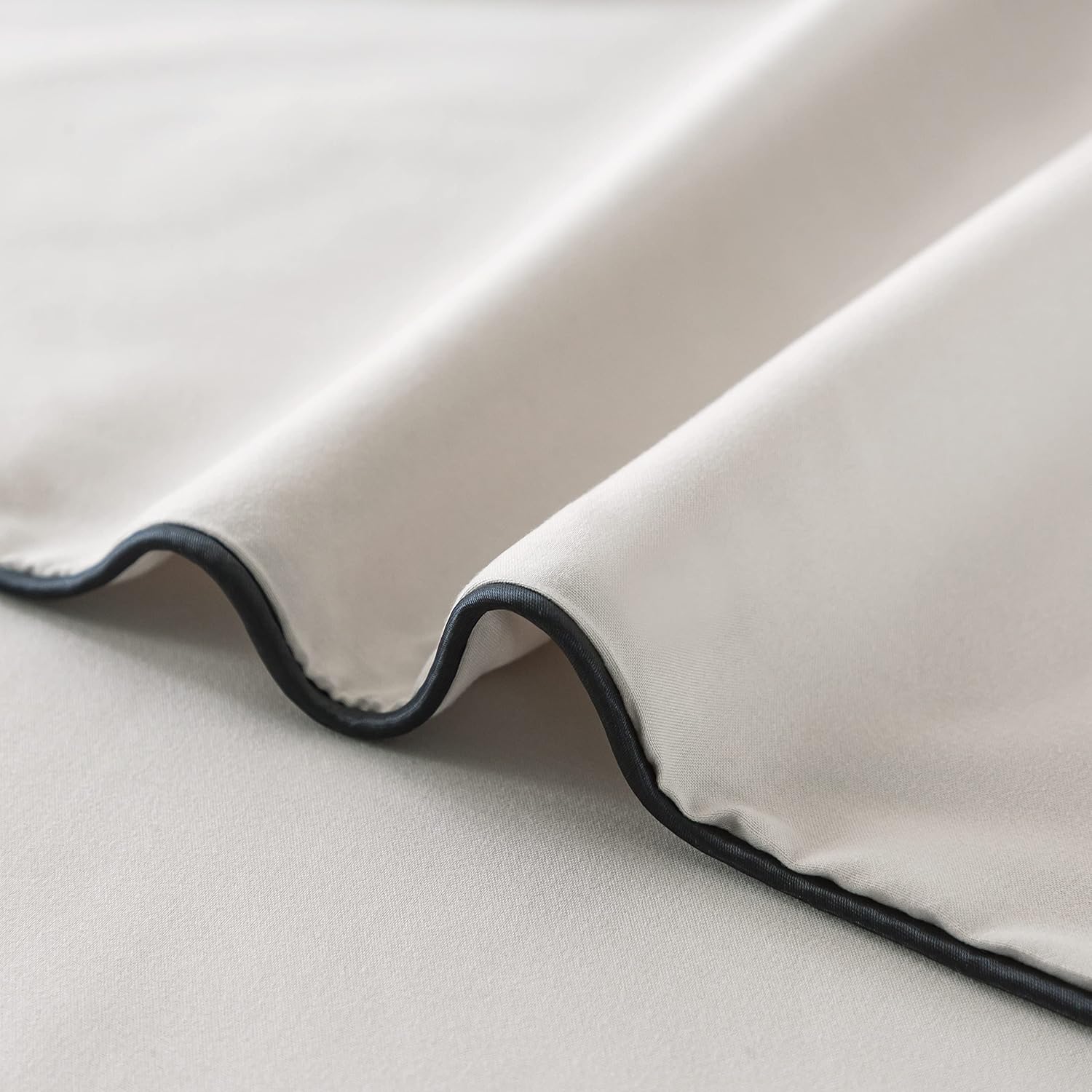 Bed linen with piping 200x200 Beige 5