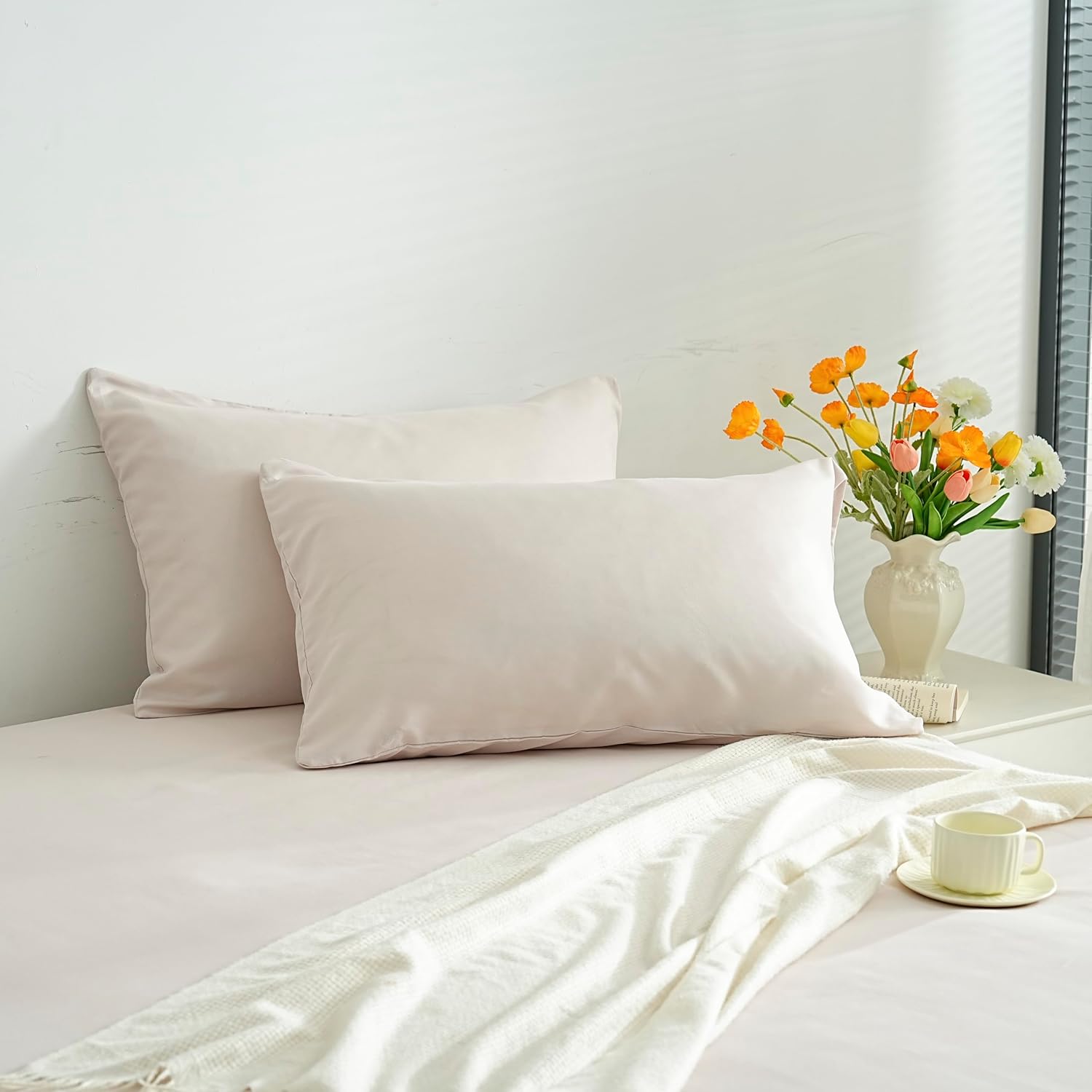 Lot 2 Taie d'oreiller Légère 50x70 cm en Microfibre 80 Fils/cm² avec Fermeture Enveloppe Housse d'oreiller Protection d'oreiller Housse de Coussin Douce et Lavable 3