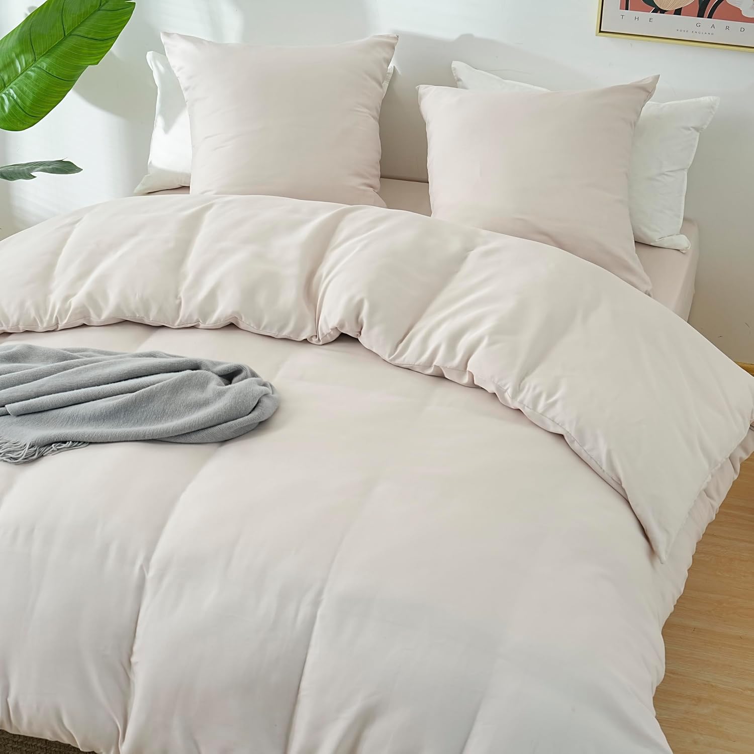 AYSW 4-Piece Bedding Set Duvet Cover 240x260cm + Fitted Sheet 160x200cm 30cm Pocket + 2 Pillowcases 65x65cm 2 Person Duvet Cover Set Light Beige 80 Threads/cm² Microfiber 4