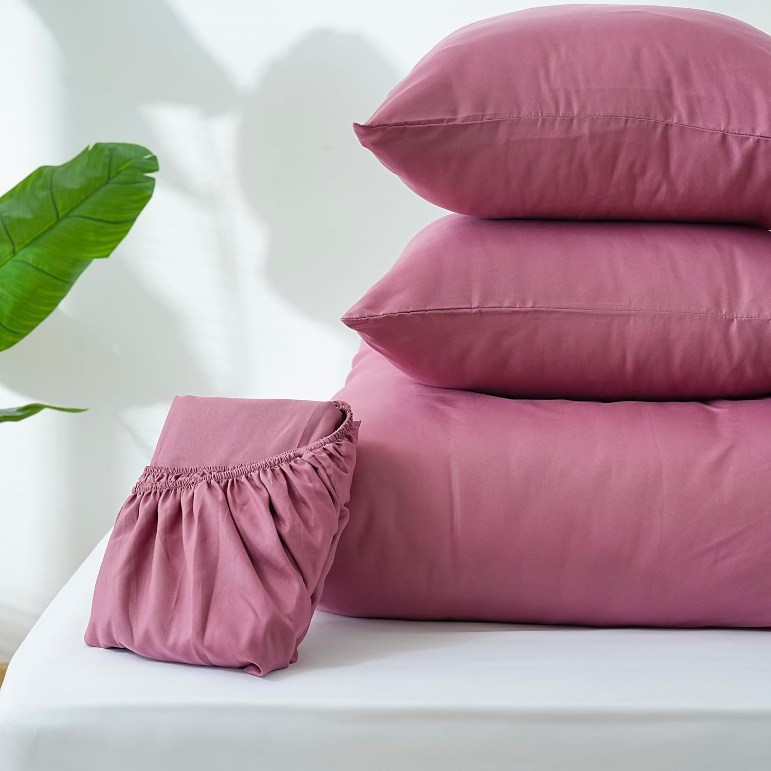 AYSW 4-teiliges Bettwäsche-Set Bettbezug 220x240cm + Spannbetttuch 140x190cm 30cm Höhe + 2 Kissenbezüge 65x65cm 2 Personen Bettwäsche-Set Altrosa Leicht 80 Fäden/cm² Mikrofaser 8