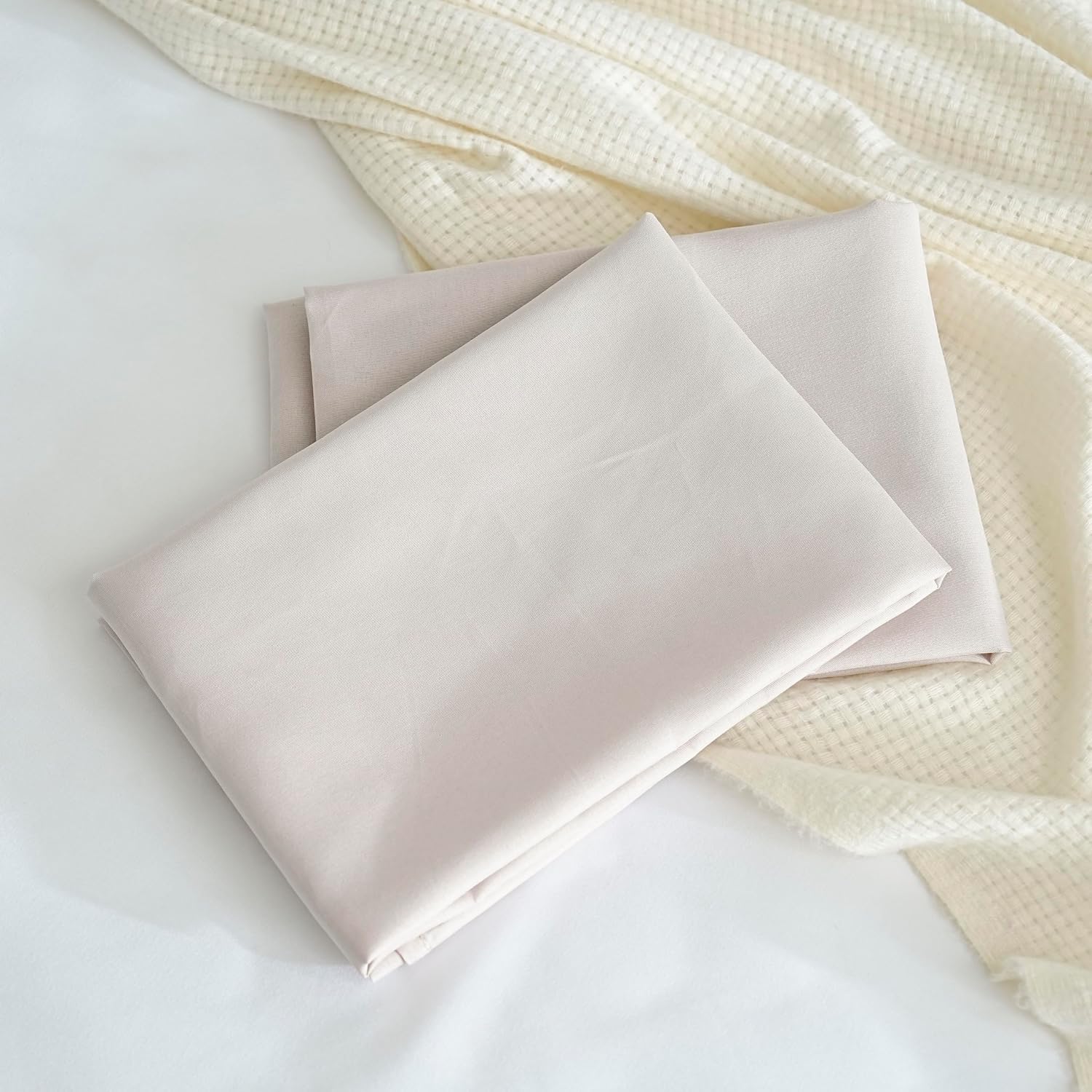 Set 2 Leichte Kissenbezüge 50x70 cm aus Mikrofaser 80 Fäden/cm² mit Umschlagverschluss Kissenbezug Kissen Schutz Kissenbezug Kissenhülle Weich und Waschbar 9