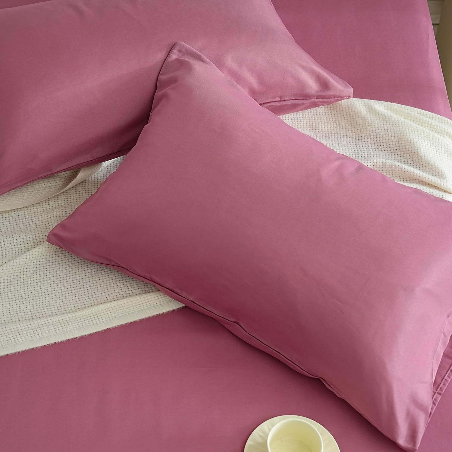 Set of 2 Lightweight Pillowcase 50x70 cm in Microfiber 80 Threads/cm² with Envelope Closure Pillowcase Pillow Protector Cushion Cover Soft and Washable 8