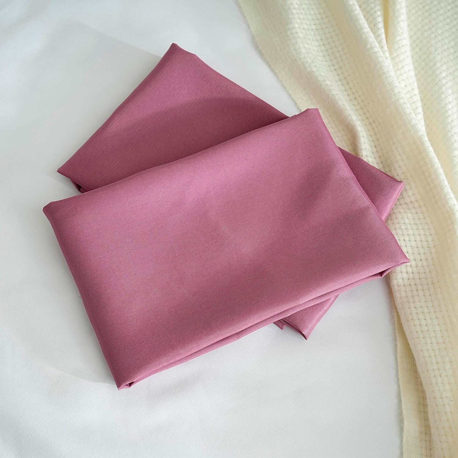 Set of 2 Lightweight Pillowcase 50x70 cm in Microfiber 80 Threads/cm² with Envelope Closure Pillowcase Pillow Protector Cushion Cover Soft and Washable 9