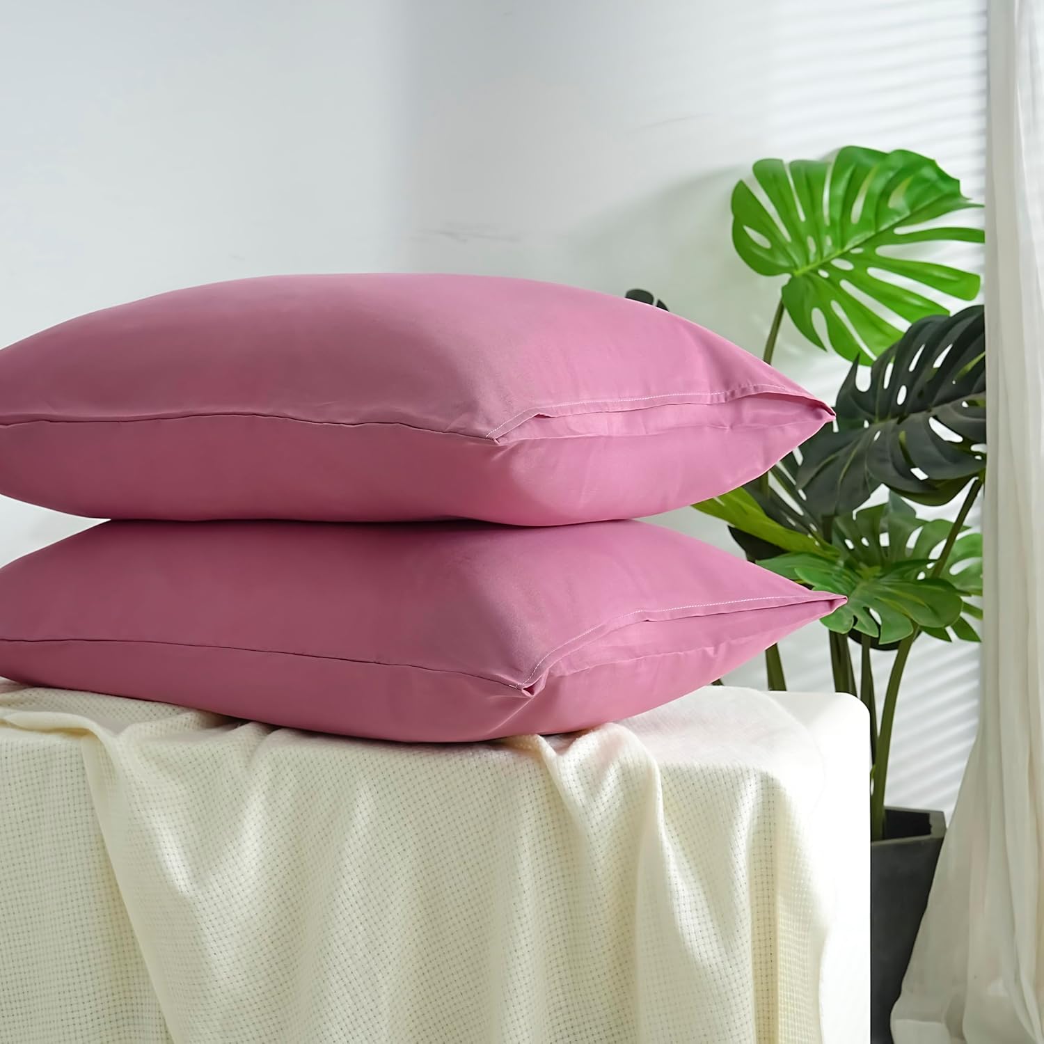 Set of 2 Lightweight Pillowcase 50x70 cm in Microfiber 80 Threads/cm² with Envelope Closure Pillowcase Pillow Protector Cushion Cover Soft and Washable 5