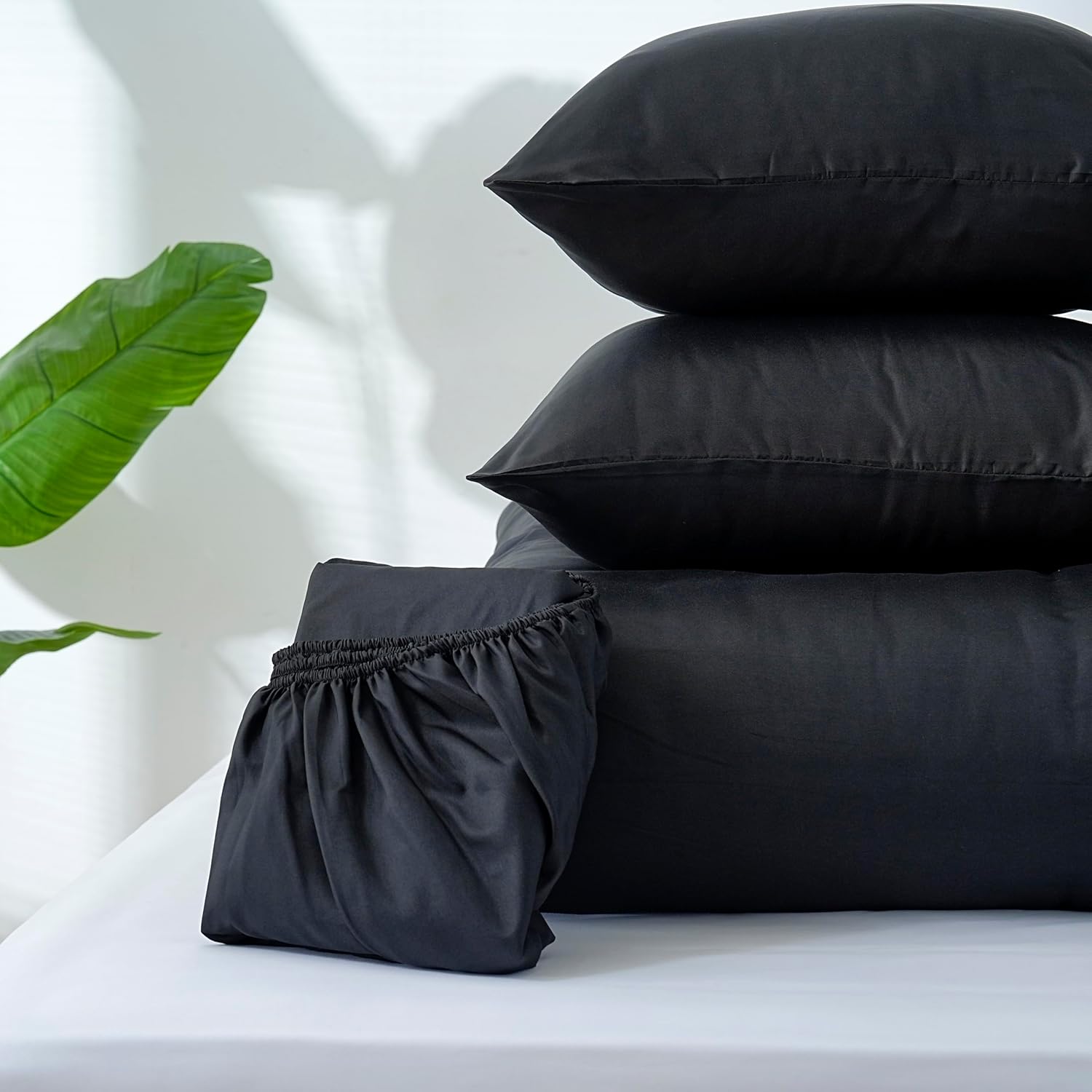 AYSW Bettwäsche-Set 4-teilig Bettbezug 220x240cm + Spannbetttuch 180x200cm Spannhöhe 30cm + 2 Kissenbezüge 65x65cm 2 Personen Bettwäsche-Set Schwarz Leicht 80 Fäden/cm² Mikrofaser 9