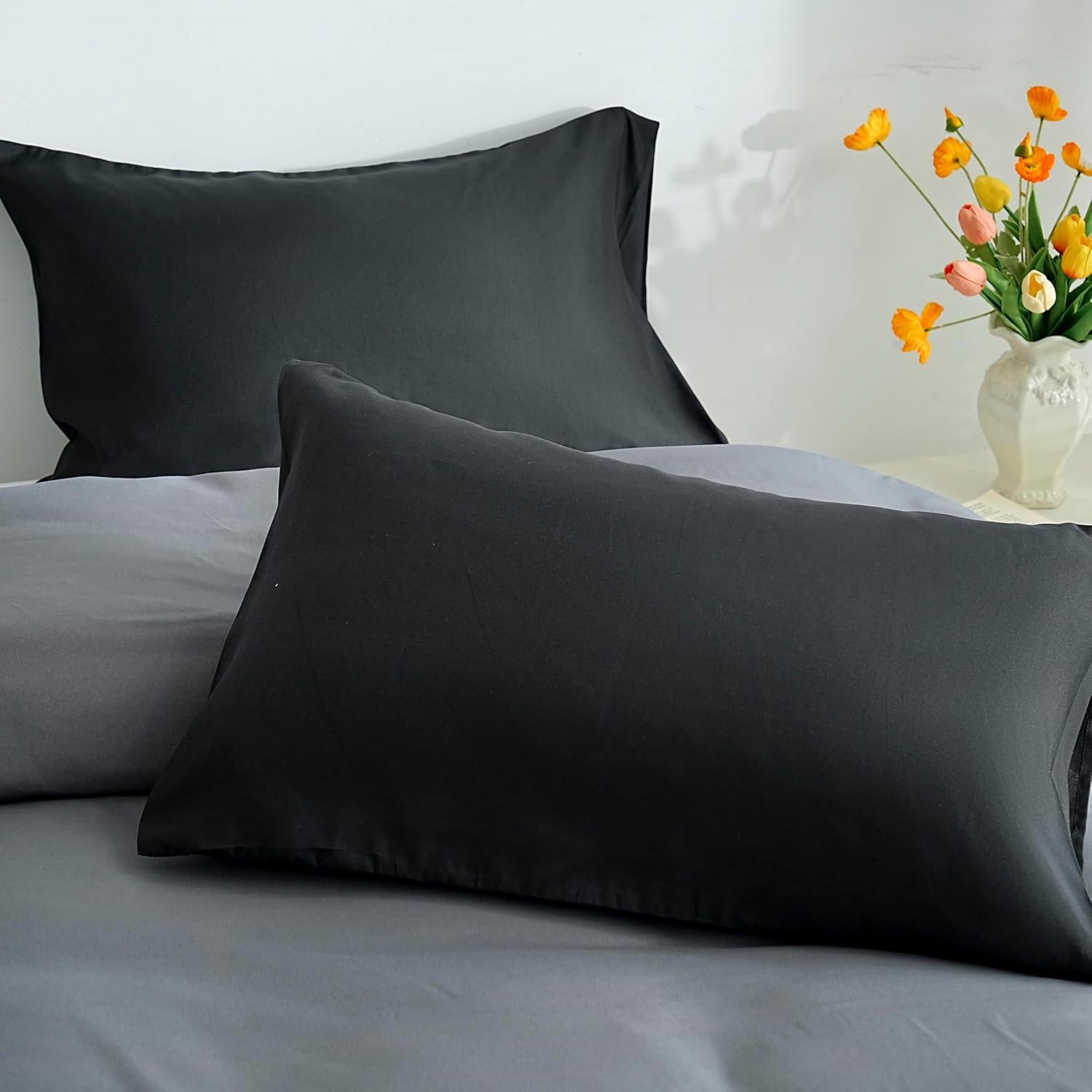 Lot 2 Taie d'oreiller Légère 50x70 cm en Microfibre 80 Fils/cm² avec Fermeture Enveloppe Housse d'oreiller Protection d'oreiller Housse de Coussin Douce et Lavable 5