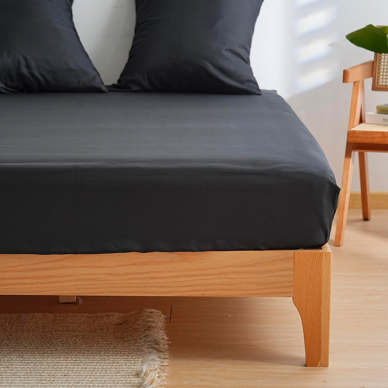 AYSW 4 Piece Adult Bedding Set Duvet Cover 200x200cm+Fitted Sheet 160x200+2 Pillowcases 65x65cm Black Normal 80 Thread/cm² Duvet Cover 2 Person with Zipper 5