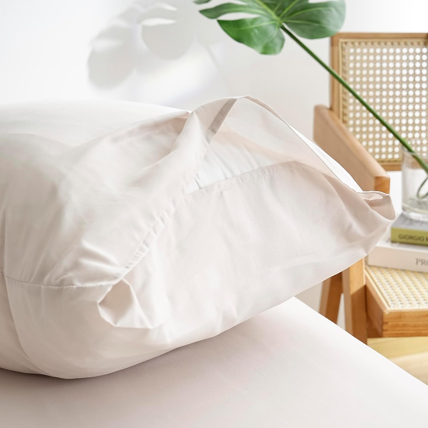 AYSW Duvet Cover 200x200cm+2 Pillowcases 65x65cm Beige Normal Adult Bedding Set 2 Person 80 Threads/cm² in Microfiber Duvet Cover Set 4