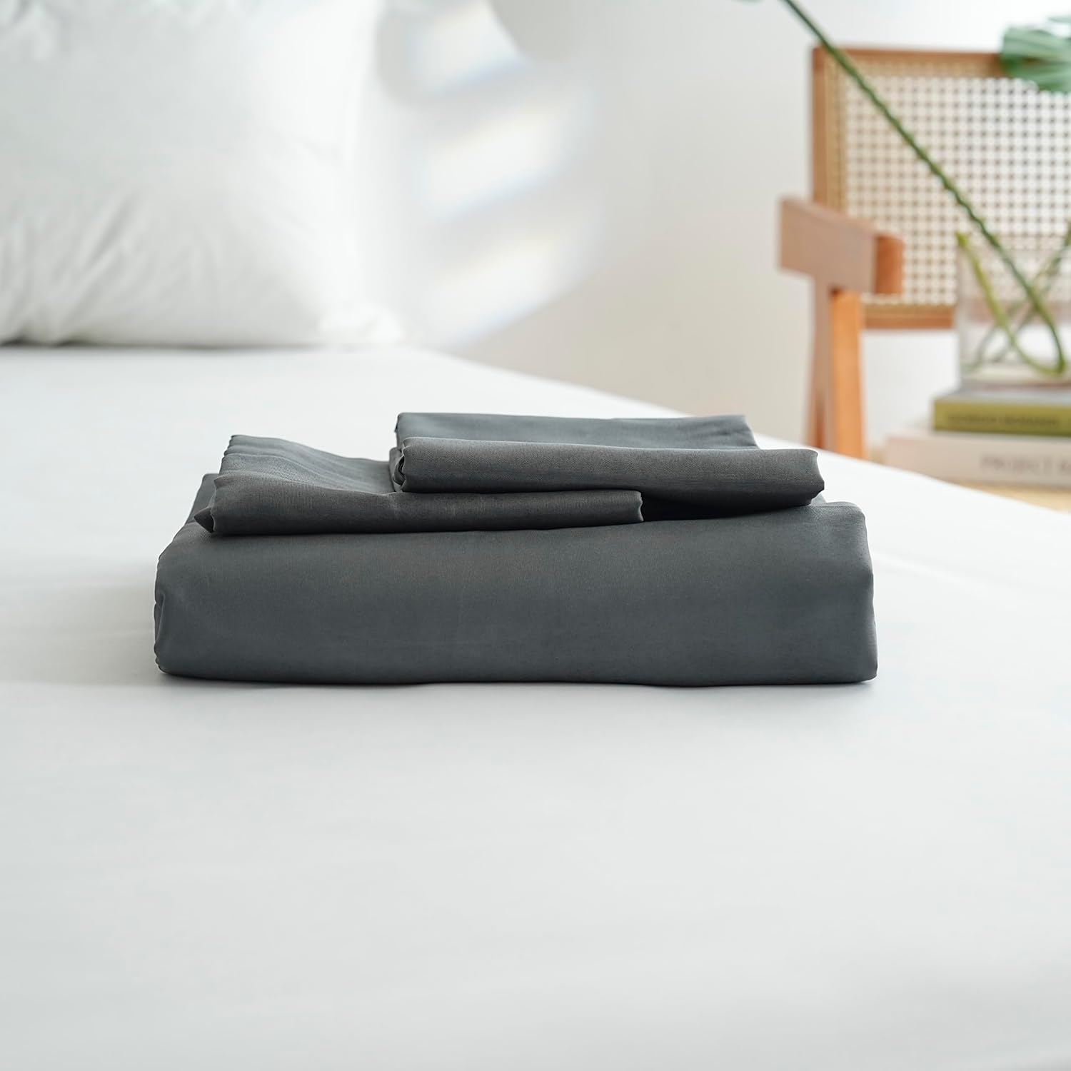AYSW Duvet Cover 200x200cm+2 Pillowcases 65x65cm Dark Grey Standard Adult 2 Person Bedding Set 80 Threads/cm² in Microfiber Duvet Cover Set 7