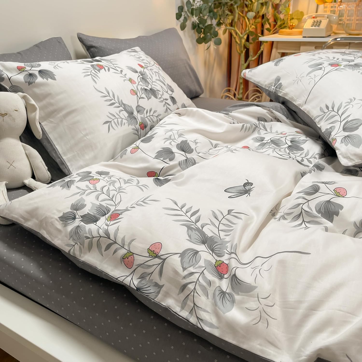 Floral Duvet Cover Set 2 Pieces with Matching Pillowcases, No Comforter Gray and White, Twin Size Flower Pattern 5