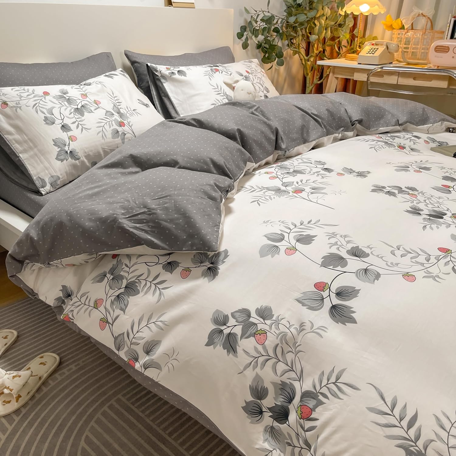Floral Duvet Cover Set 2 Pieces with Matching Pillowcases, No Comforter Gray and White, Twin Size Flower Pattern 2