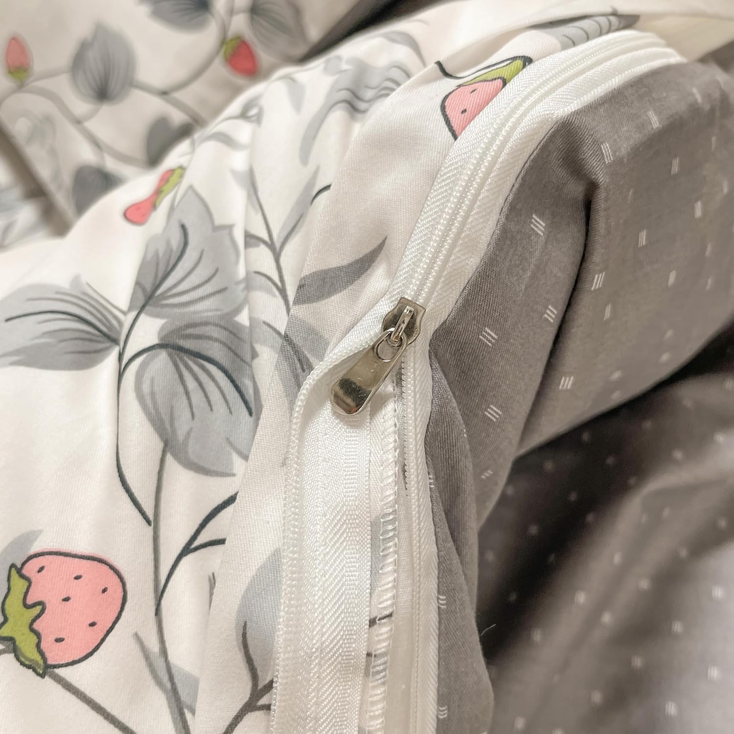 Floral Duvet Cover Set 2 Pieces with Matching Pillowcases, No Comforter Gray and White, Twin Size Flower Pattern 6