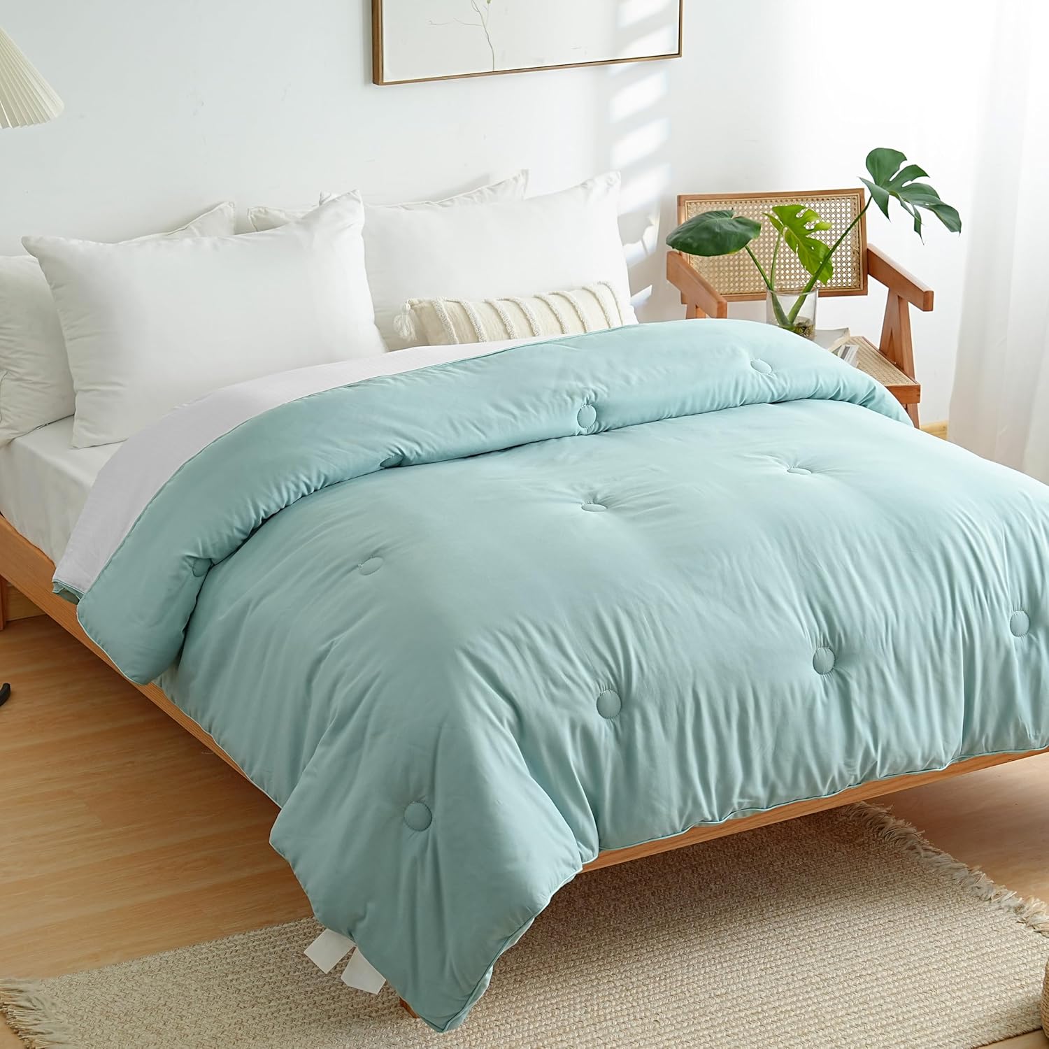 AYSW Two-Tone Duvet Warm in winter 450g/m² Thick 200x200cm Light Green Cream Light Grey White Reversible Bed Duvet Comforter 4
