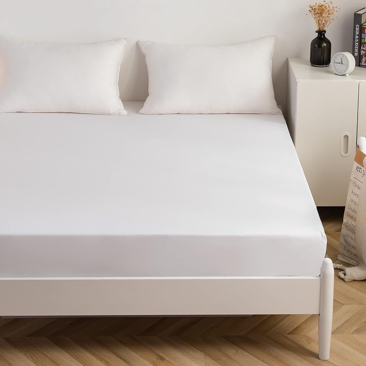 AYSW Fitted Sheet 160x200cm with 30cm Pocket White Fitted Sheet 100 GSM in High Quality Microfiber 100% Polyester Soft, Resistant, Wrinkle-Resistant 3