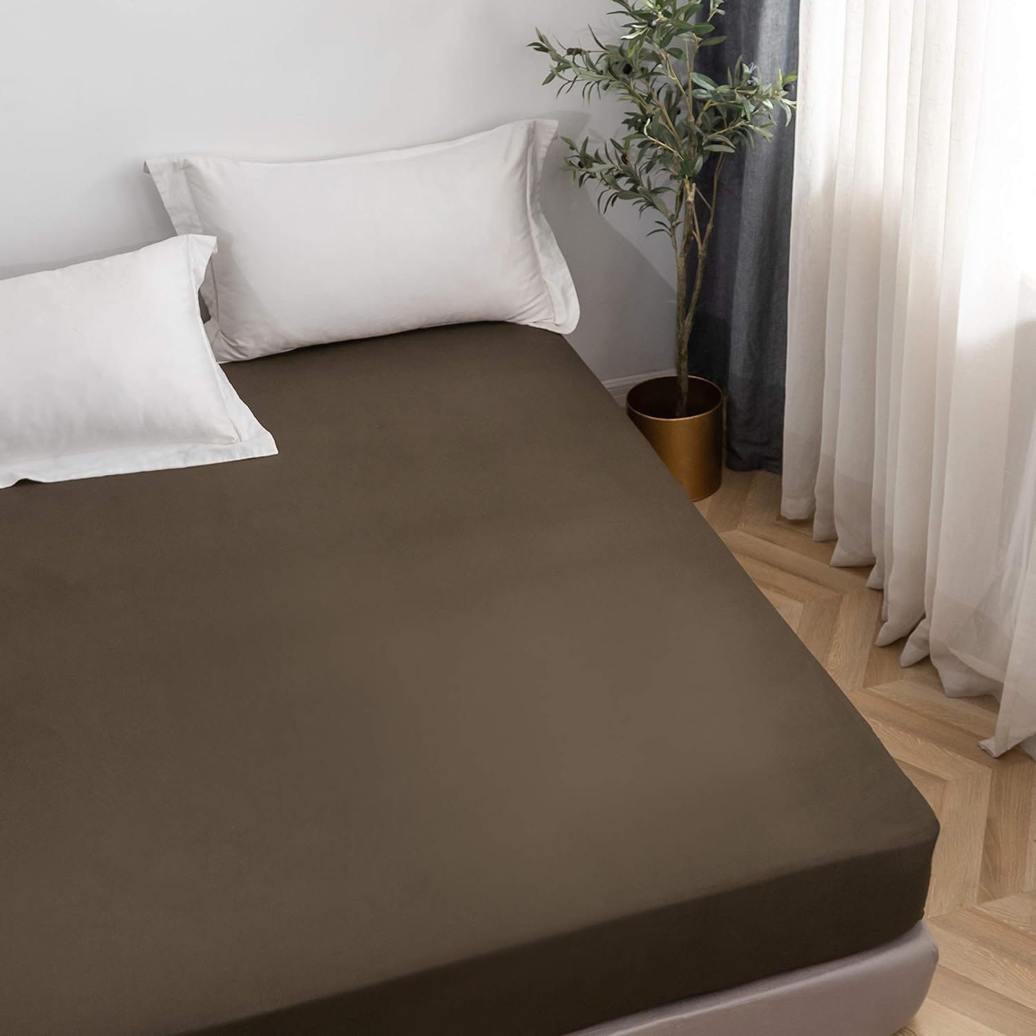 AYSW Fitted Sheet 180x200cm with 30cm Pocket Coffee Fitted Sheet 100 GSM in High Quality Microfiber 100% Polyester Soft, Resistant, Wrinkle-Resistant 3