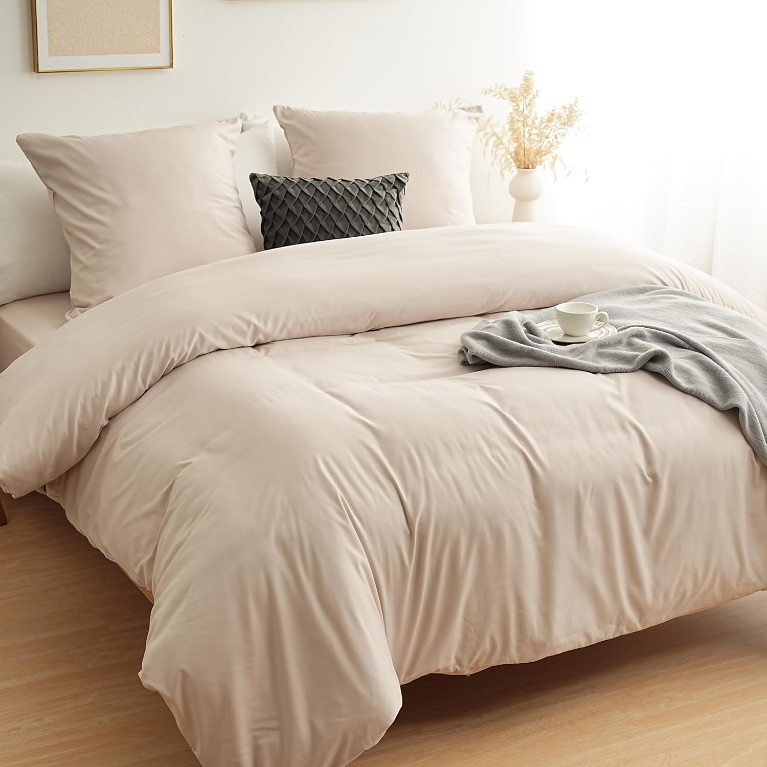 AYSW 4-Piece Bedding Set Duvet Cover 200x200cm + Fitted Sheet 160x200cm with 2 pillowcases 65x65cm Beige for 2 Persons 120 Threads/cm² in Microfiber 3
