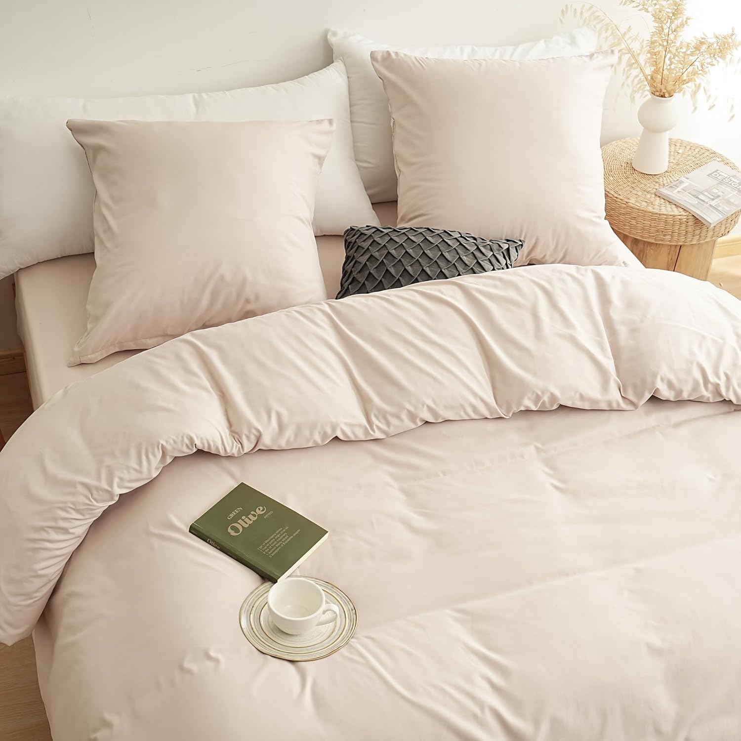 AYSW 4-Piece Bedding Set Duvet Cover 200x200cm + Fitted Sheet 160x200cm with 2 pillowcases 65x65cm Beige for 2 Persons 120 Threads/cm² in Microfiber 8