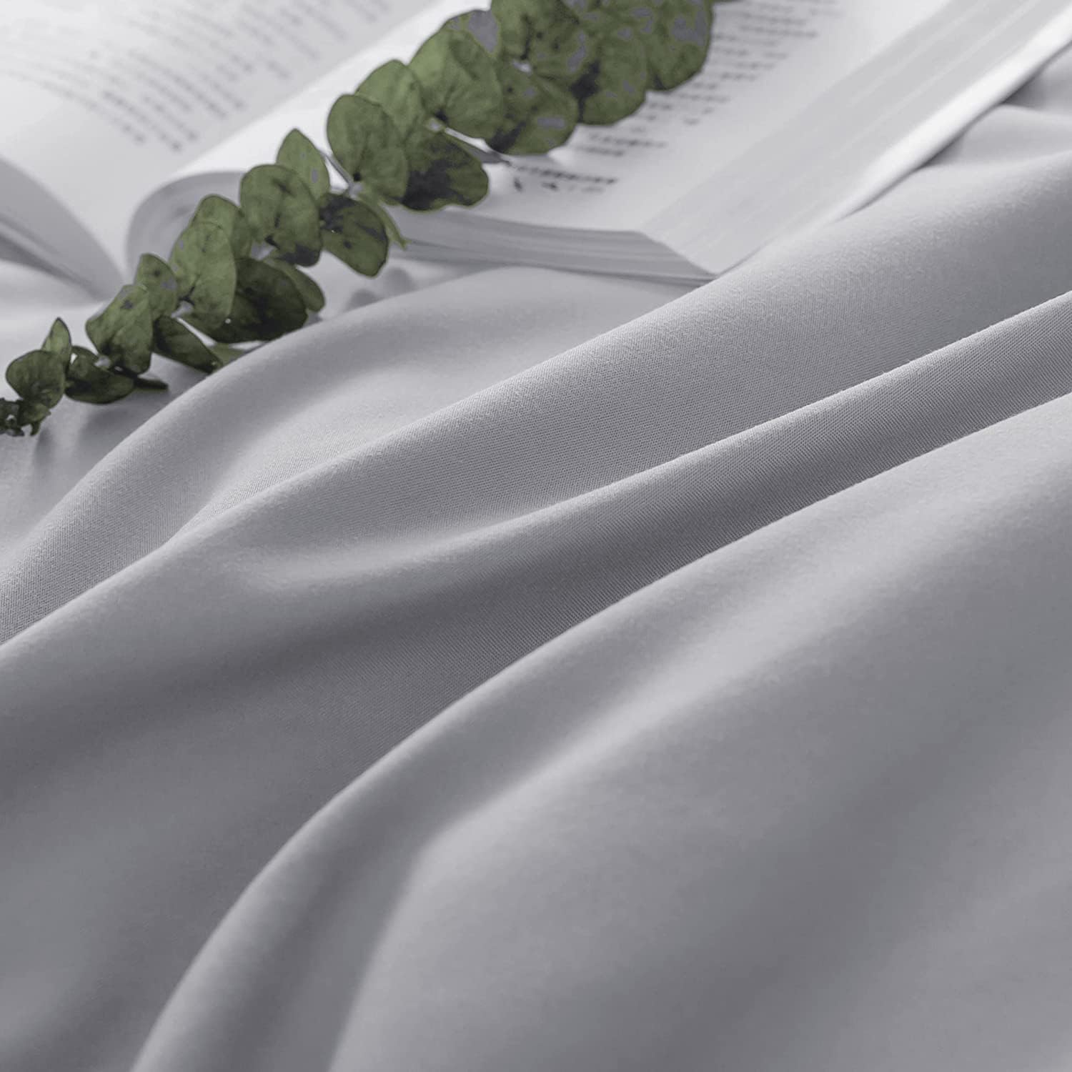 Parure de lit brossée Microfaser 1 housse de couette 200 X 220cm + 2 taies d'oreiller 80x80cm avec fermeture éclair Gris clair 4