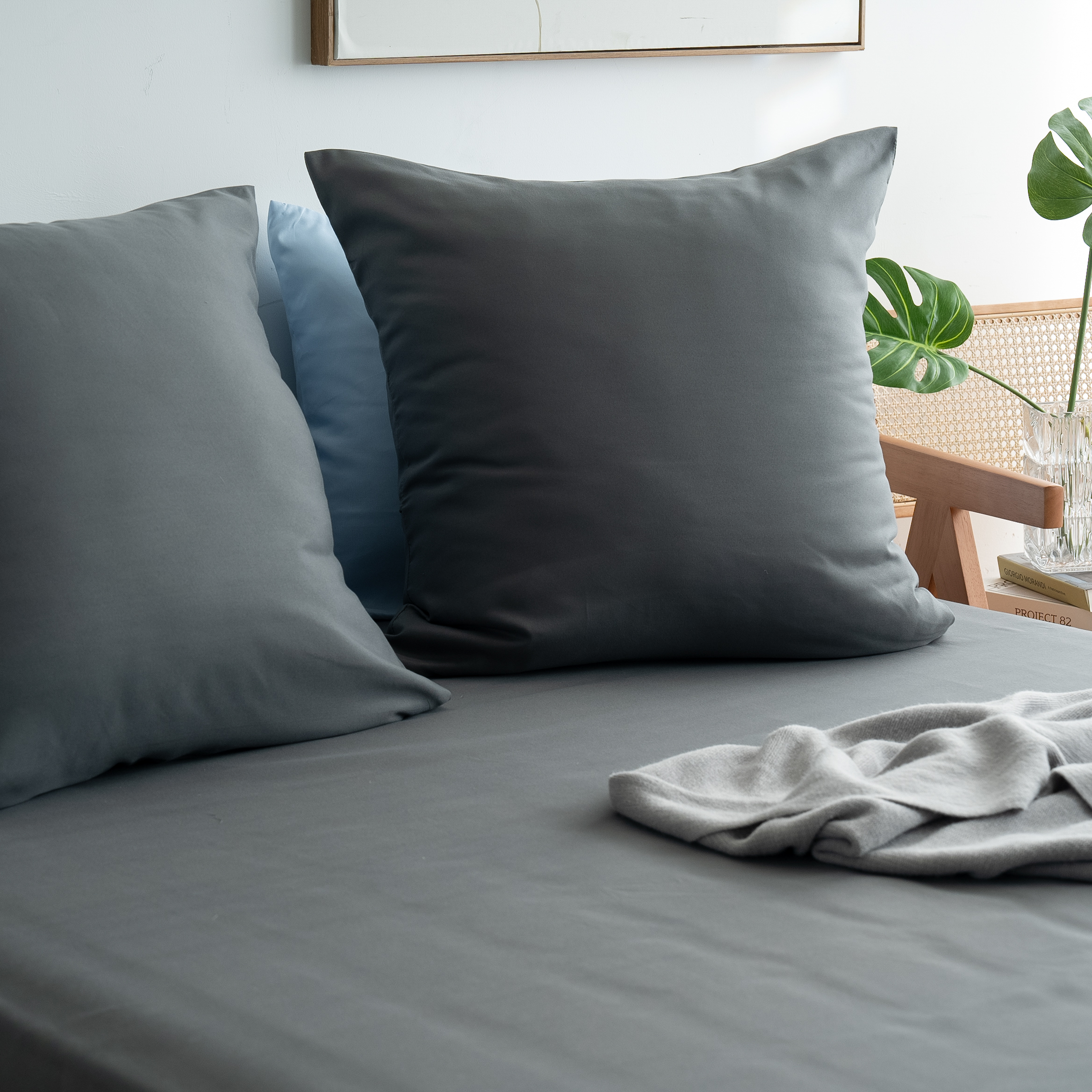 AYSW 4-Piece Bedding Set Duvet Cover 200x200/220x240/240x260 cm - Fitted Sheet 140x200/160x200/180x200 cm - 2 pillowcases 65x65cm for 2 Persons 120 Thread/cm² Microfiber Set 12