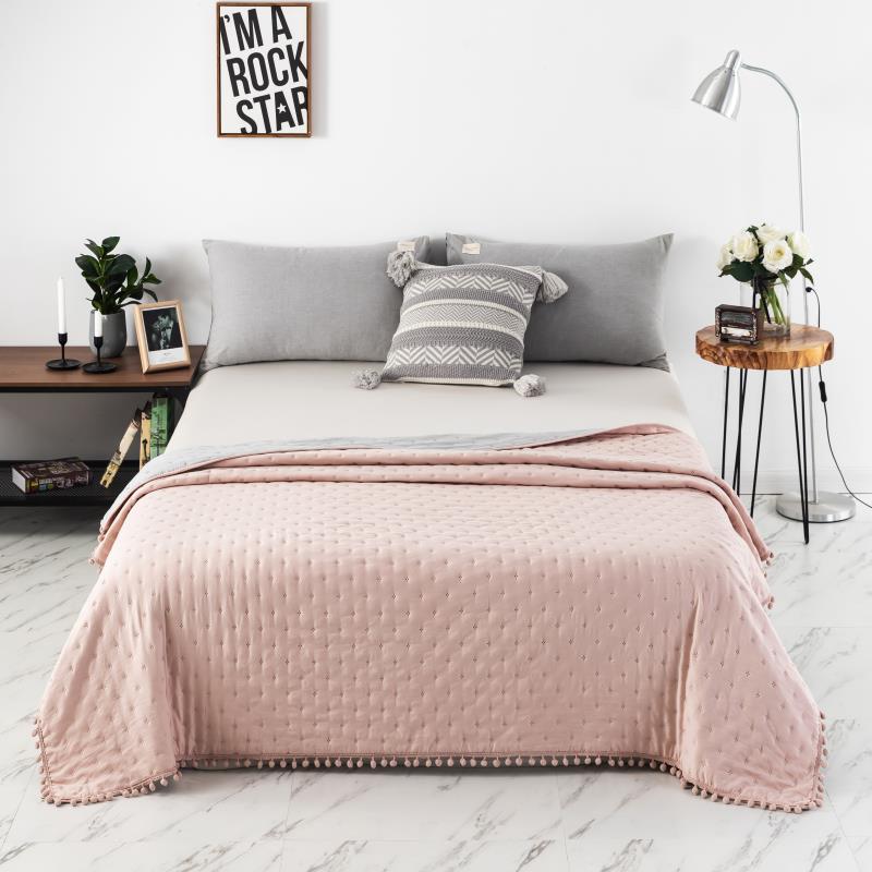Couette Réversible 200x200 / 220x240 / 240x260 cm Couette 4 Saisons Hypoallergénique Couette Matelassée Été Dessus De Lit Boutis Couvre-Lit Couverture Édredon Couette Chaude Épais Hiver Imprimée Pompon Gris+Rose 2